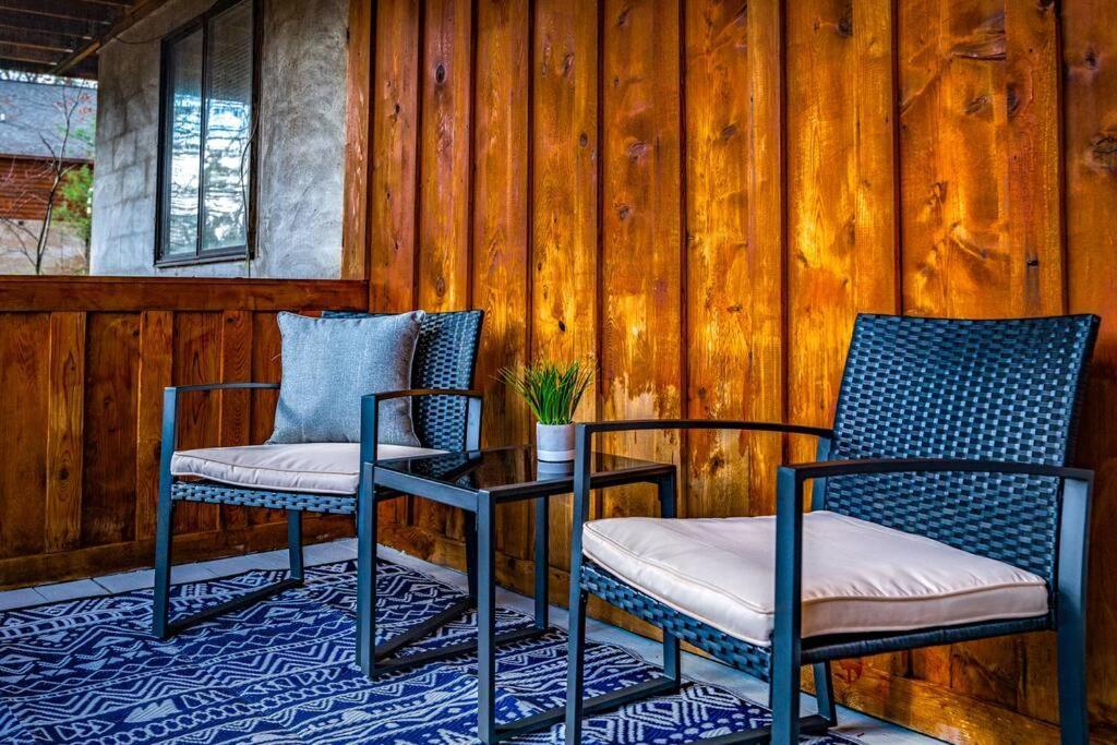 The Family Stone Luxe Cabin Sleeps 12 Hot Tub Dogfriendly Dollywood Пиджен-Фордж Экстерьер фото